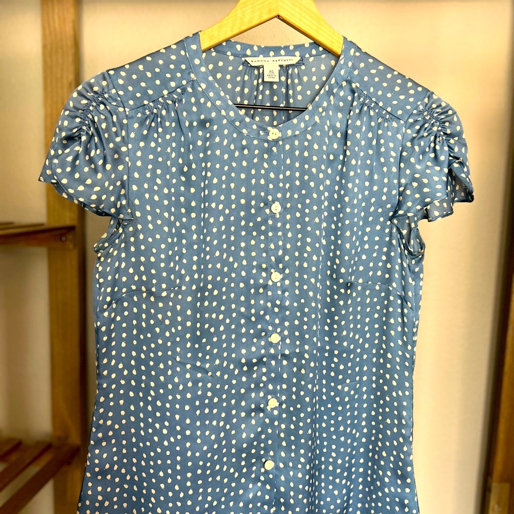 Banana Republic Silk Blouse